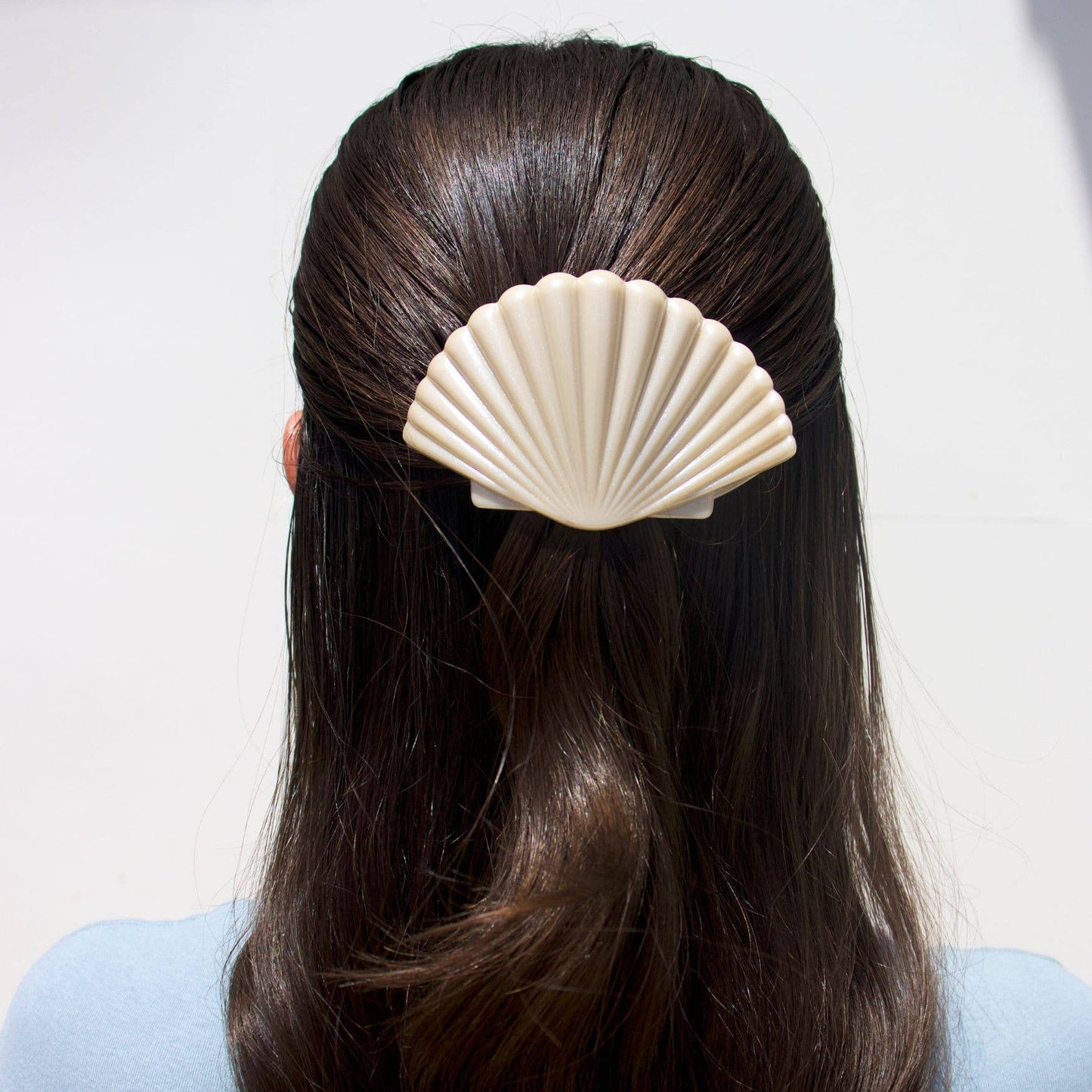 Shimmering Shell | Medium | Flat Hair Clip