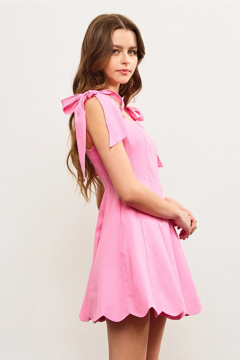 Scallop Edge Sleeveless Dress