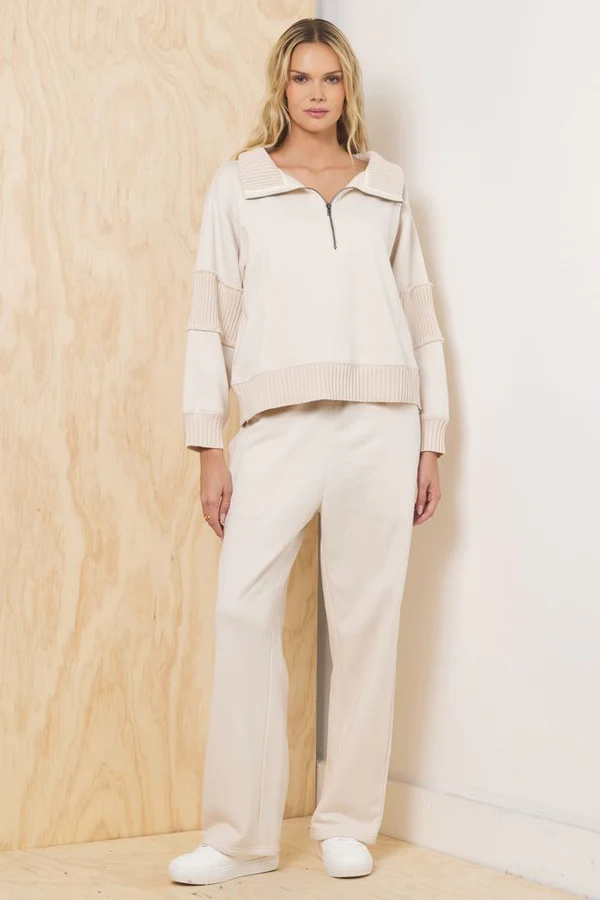 Amelia Quater Zip Top