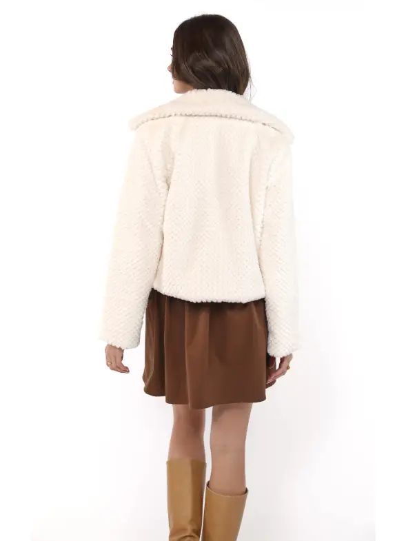 So So Soft Faux Fur Wide Lapel Coat : Ivory