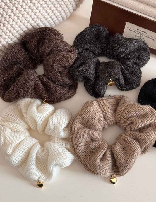 Heart Pendant Knit Hair Tie