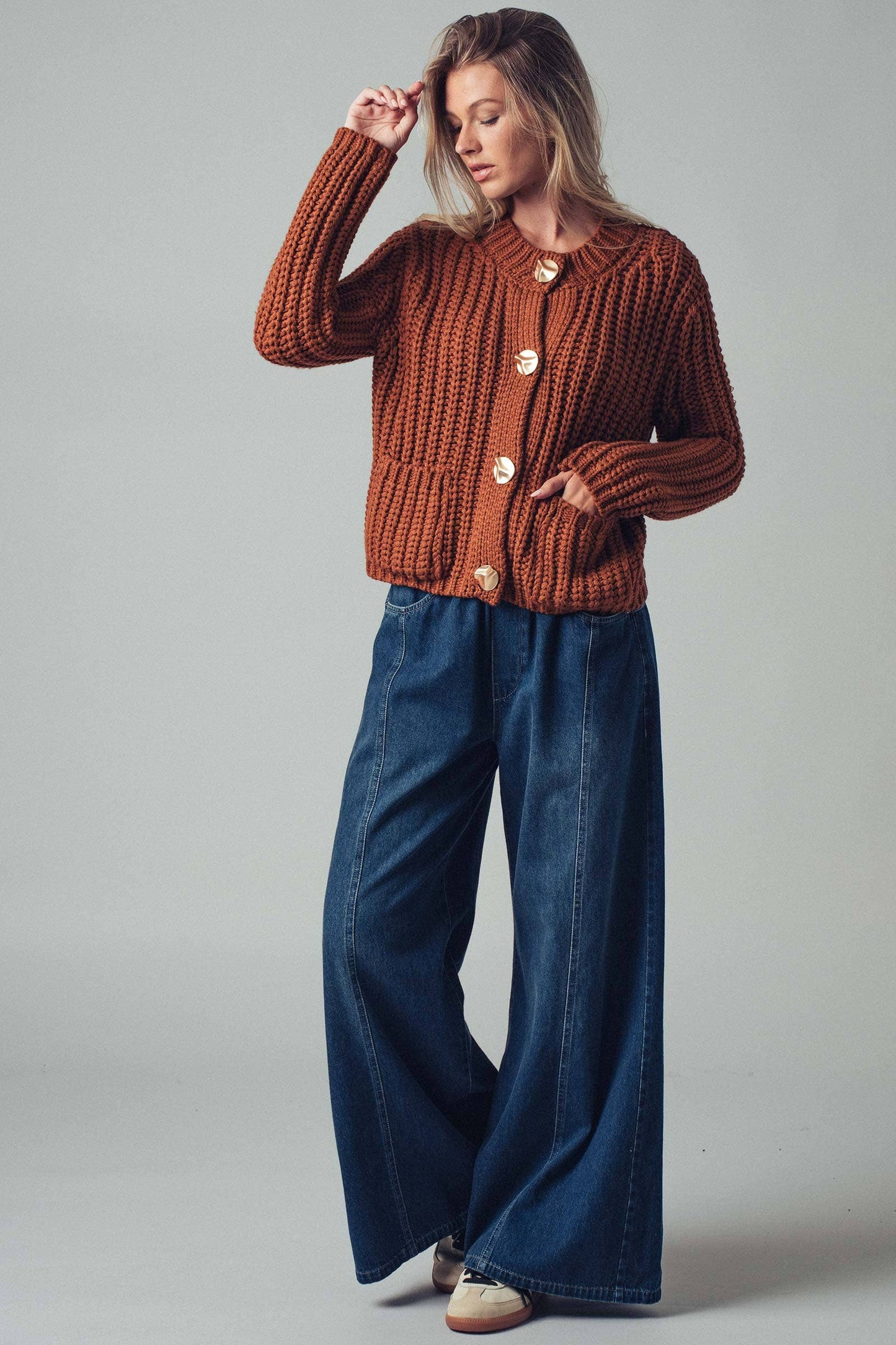 Chunky Gold Button Ribbed Knit Cardigan