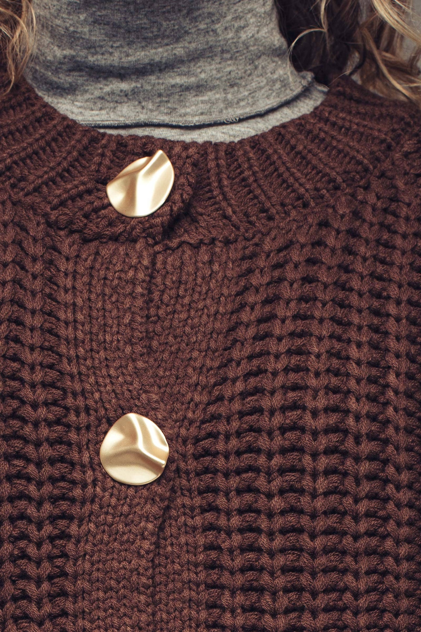 Chunky Gold Button Ribbed Knit Cardigan