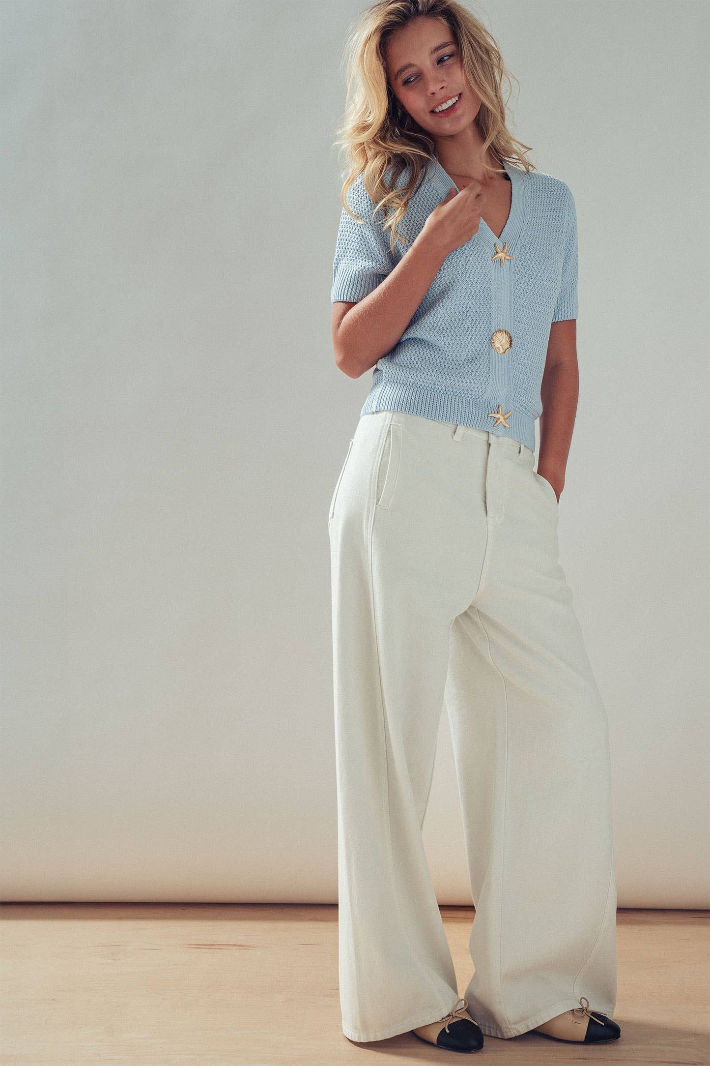 Coastal Seashell Button Textured Knit Cardigan Top