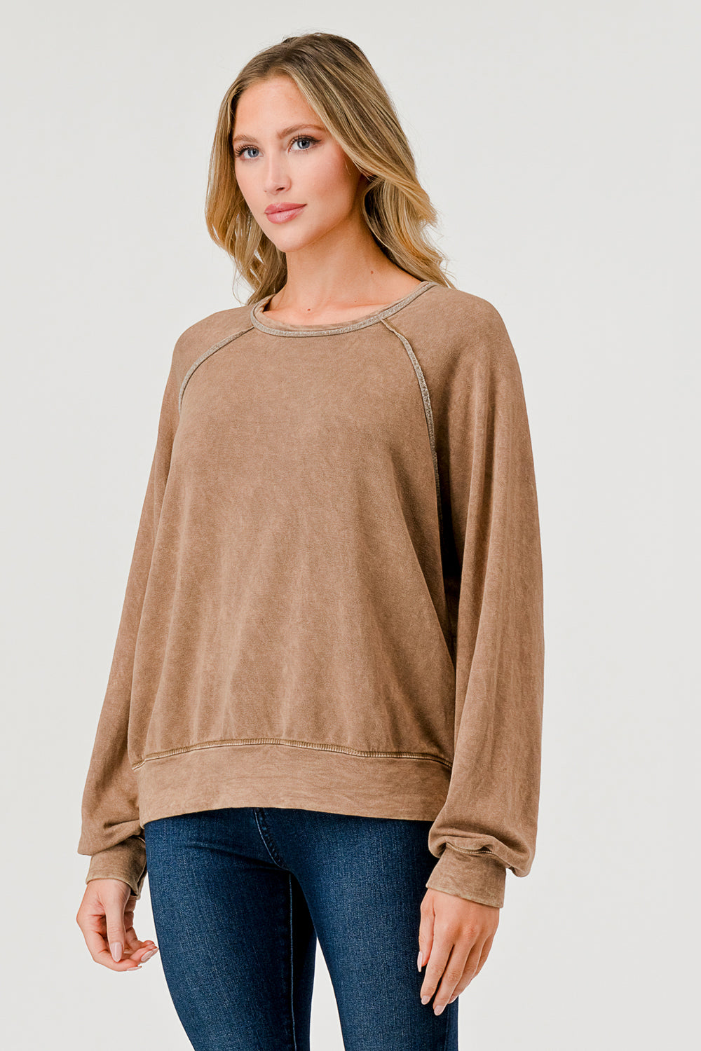 Soft Mineral Dye Lagrant Sweat Top