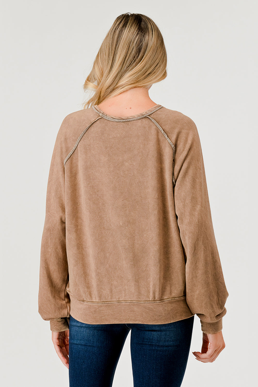 Soft Mineral Dye Lagrant Sweat Top