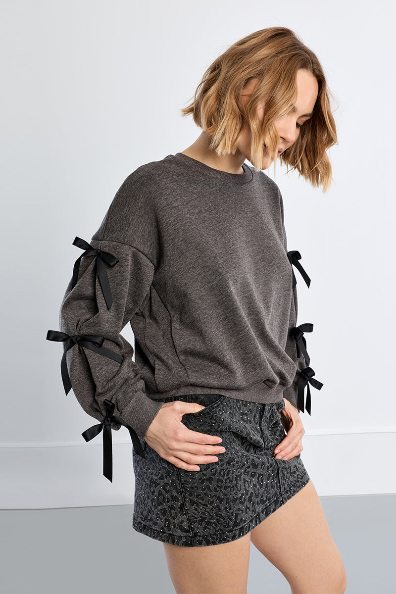 Taylor Bow Sweatshirt