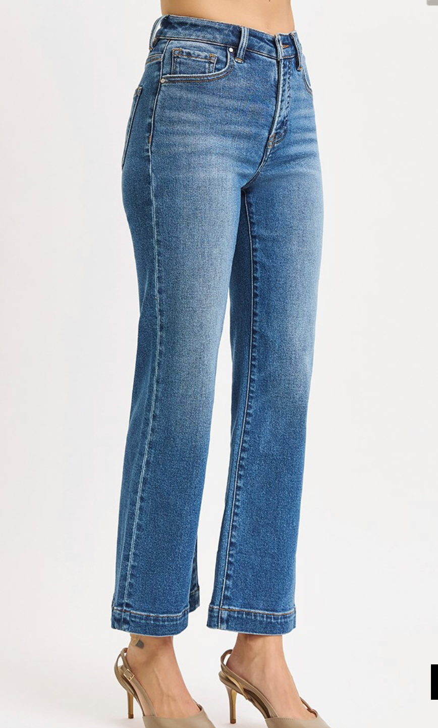 Risen - High Rise Crop Straight Jean