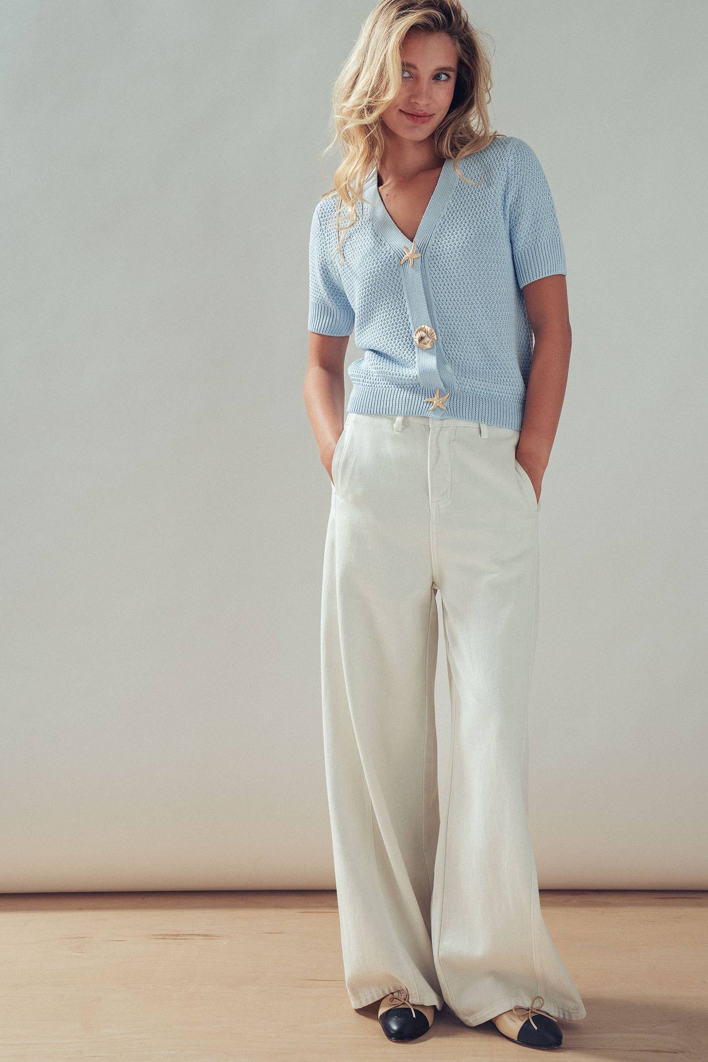 Coastal Seashell Button Textured Knit Cardigan Top